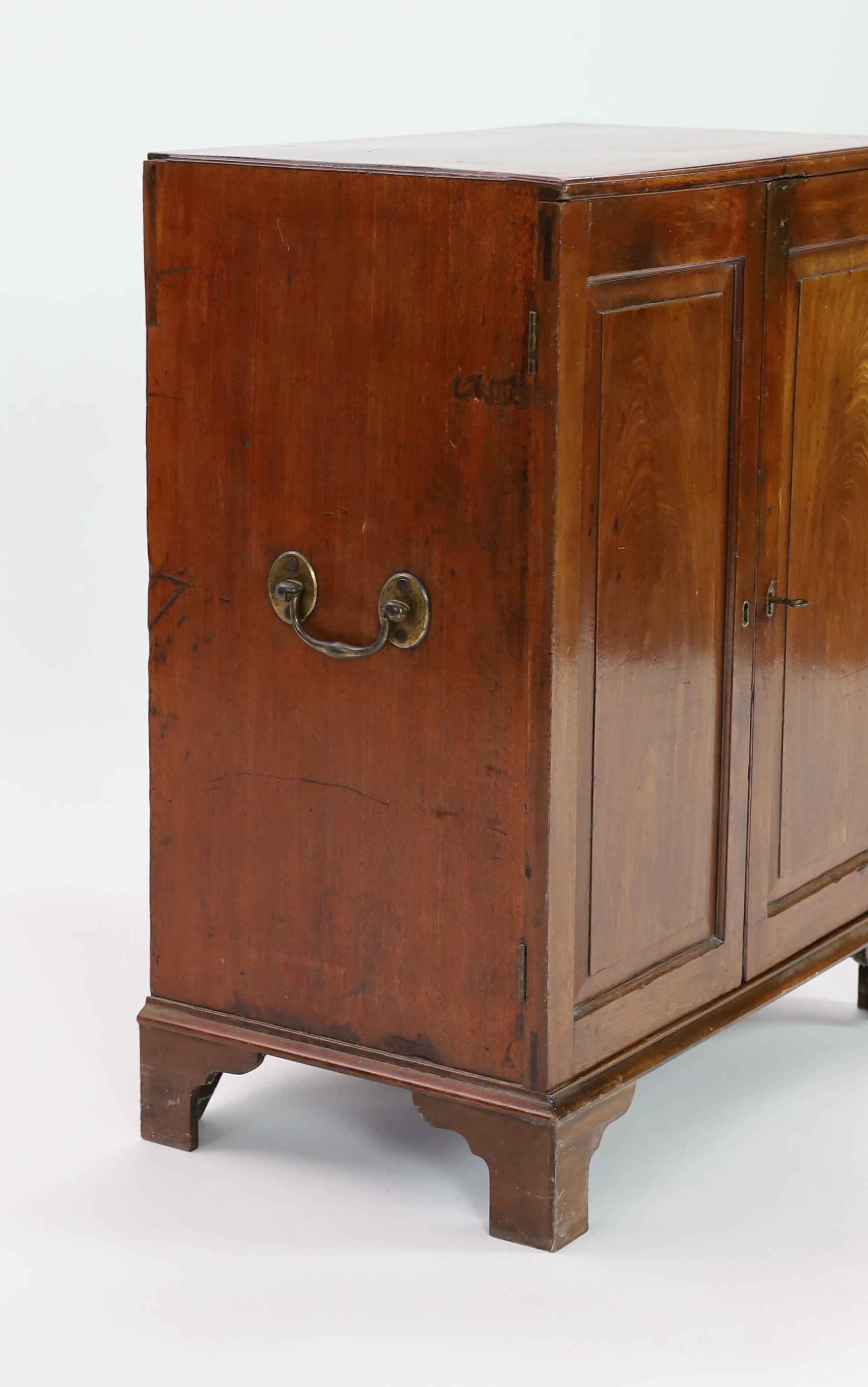A George III mahogany secretary's cabinet, W.61cm D.37cm H.78cm